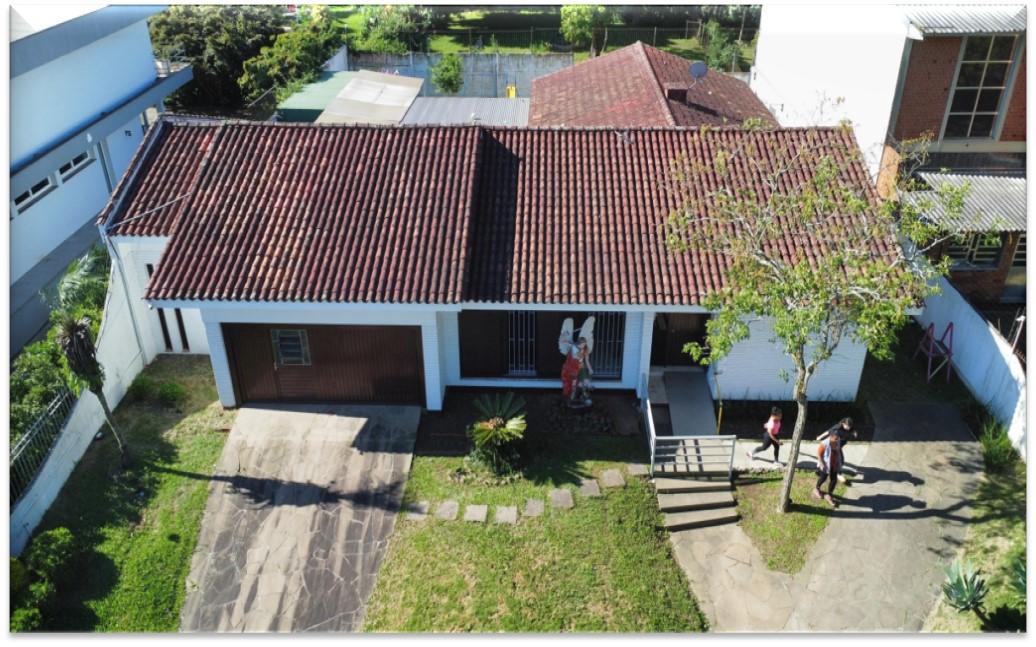Vista aérea da casa de acolhida Asas de São Miguel